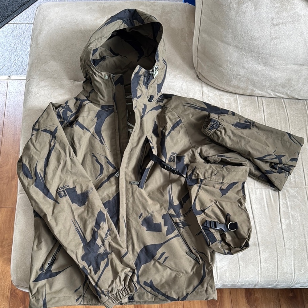 Camouflage Hooded Jacket